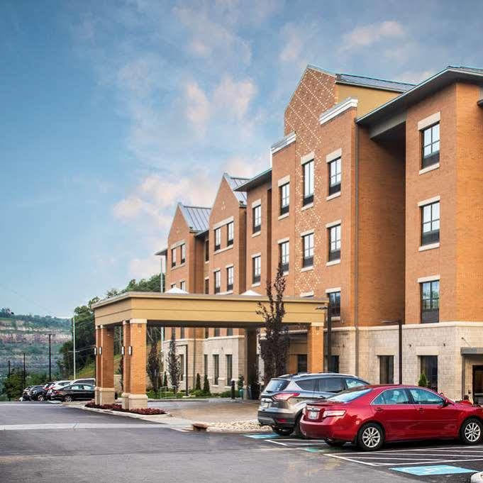 Best Western Plus Franciscan Square Inn & Suites Steubenville Kültér fotó